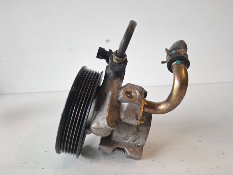 Recambio de bomba direccion para chevrolet lacetti f16d3 referencia OEM IAM   
