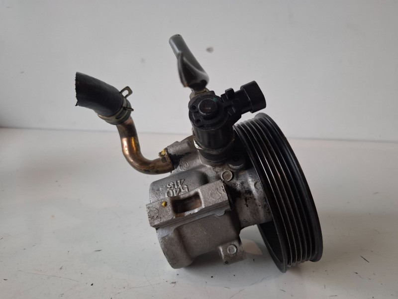 Recambio de bomba direccion para chevrolet lacetti f16d3 referencia OEM IAM   