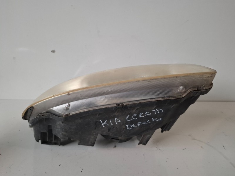 Recambio de faro derecho para kia cerato (ld) d4fb referencia OEM IAM   