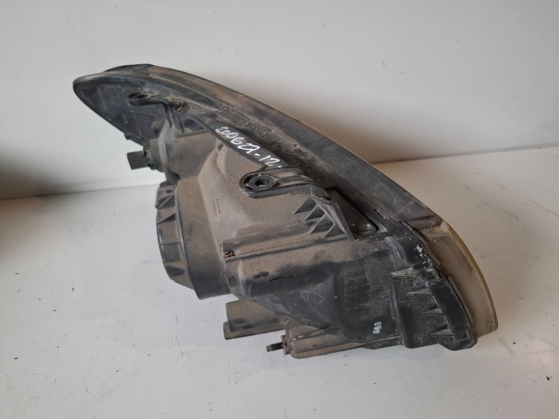 Recambio de faro izquierdo para kia cerato (ld) d4fb referencia OEM IAM   