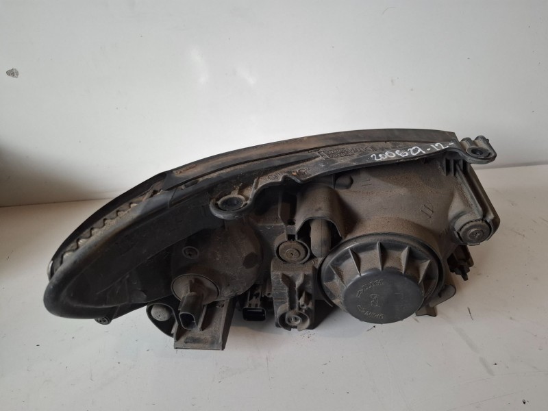 Recambio de faro izquierdo para kia cerato (ld) d4fb referencia OEM IAM   
