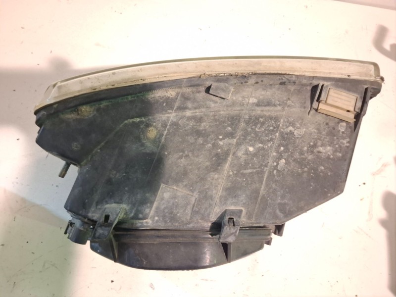 Recambio de faro derecho para iveco daily kombi f1ae0481b referencia OEM IAM 500307754  