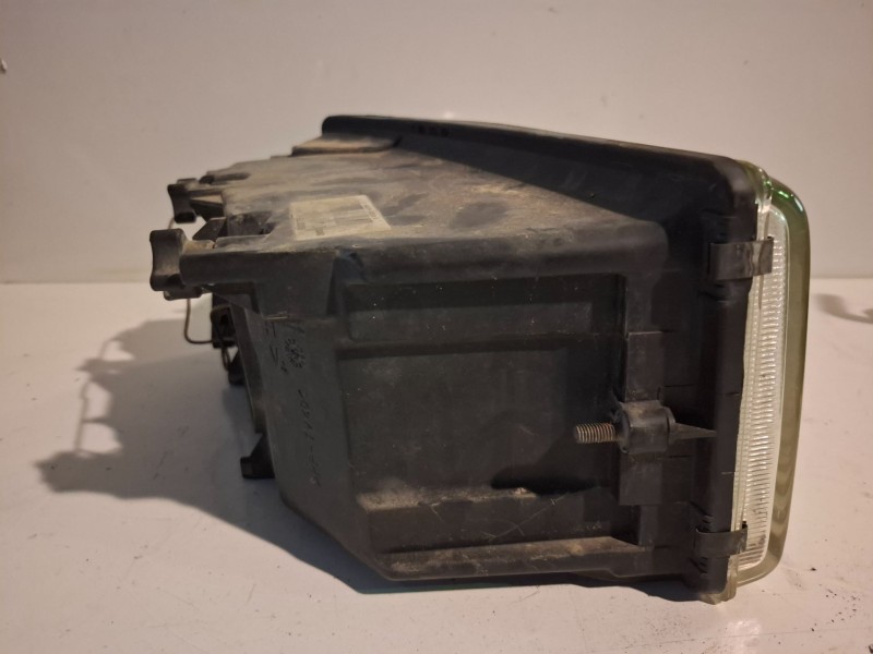 Recambio de faro izquierdo para iveco daily kombi f1ae0481b referencia OEM IAM 500307755  