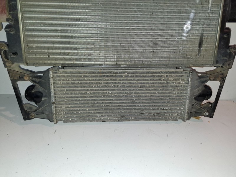 Recambio de intercooler para iveco daily kombi f1ae0481b referencia OEM IAM   