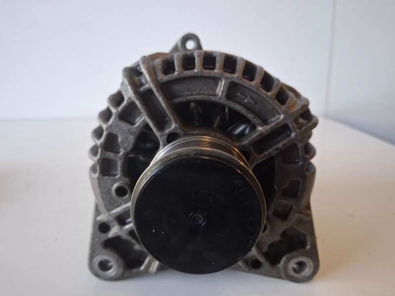 Recambio de alternador para renault kangoo i (f/kc0) k9k802 referencia OEM IAM 0124525139  