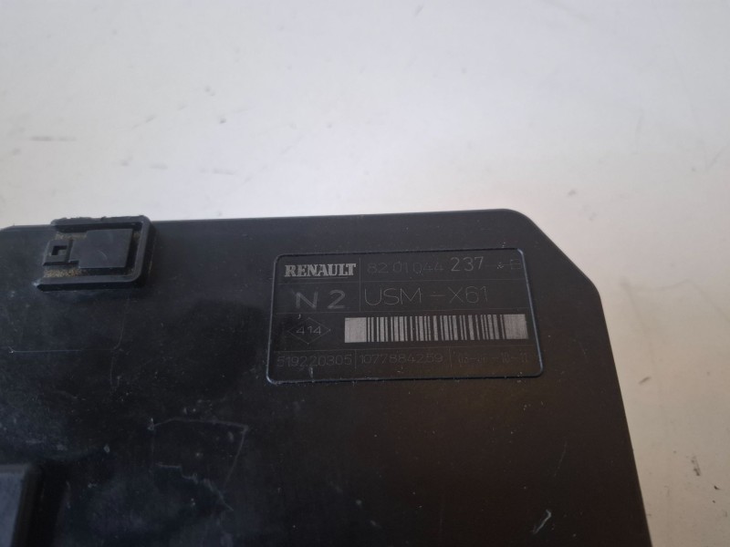 Recambio de caja reles / fusibles para renault kangoo i (f/kc0) k9k802 referencia OEM IAM 8201044237B  