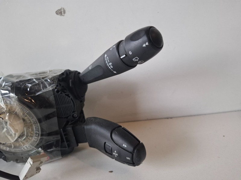 Recambio de mando luces para peugeot 208 8h01 referencia OEM IAM 98030386ZD  