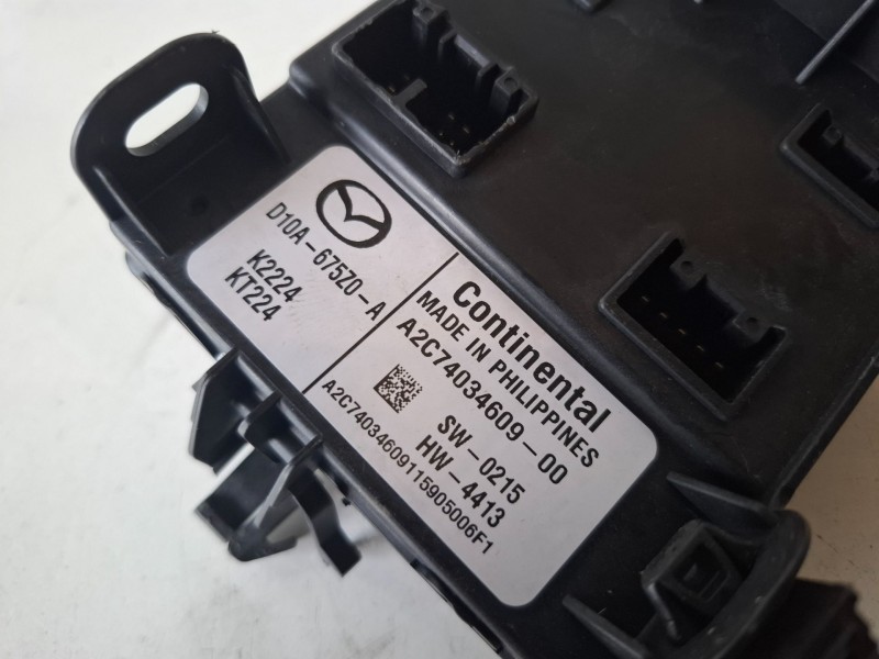 Recambio de modulo electronico para mazda cx-3 (dk) pe referencia OEM IAM D10A675Z0A  