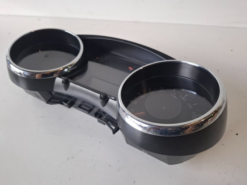 Recambio de cuadro instrumentos para peugeot 5008 ah01 referencia OEM IAM 9810462780  
