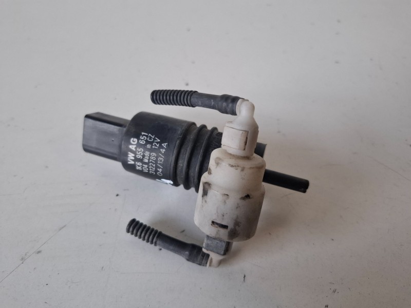 Recambio de bomba limpia para seat leon st 5f8 crl referencia OEM IAM 1K6955651  