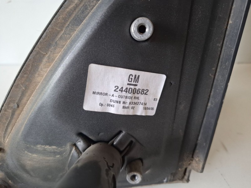 Recambio de retrovisor derecho para opel combo (corsa c) z13dt referencia OEM IAM 24400682  