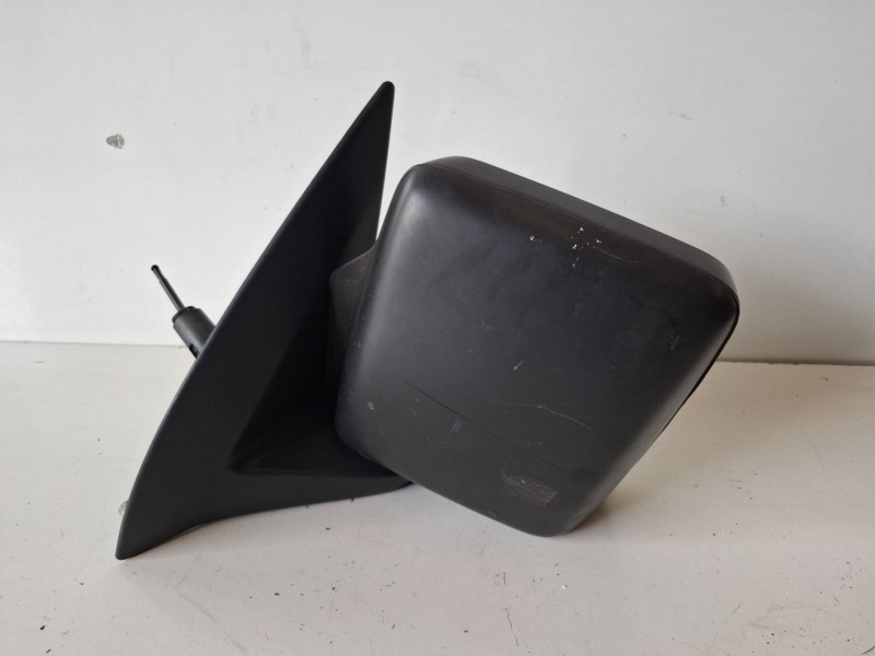 Recambio de retrovisor izquierdo para opel combo (corsa c) z13dt referencia OEM IAM   