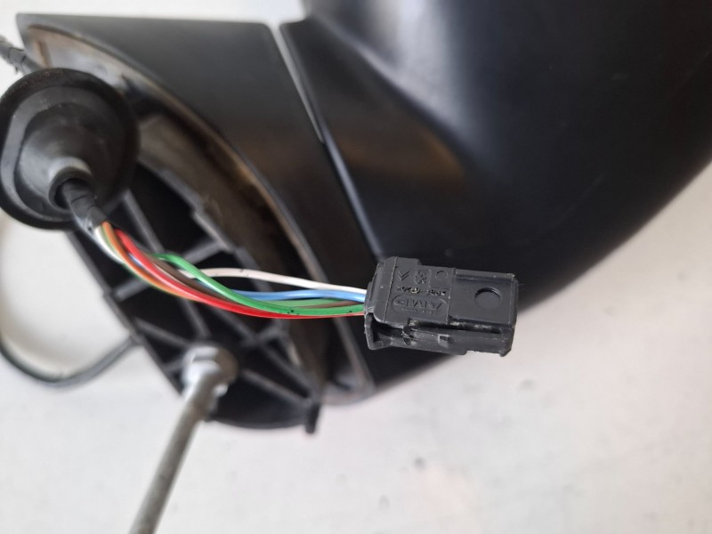 Recambio de retrovisor izquierdo para peugeot 3008 9hz / 9h01 referencia OEM IAM 96838709XT  