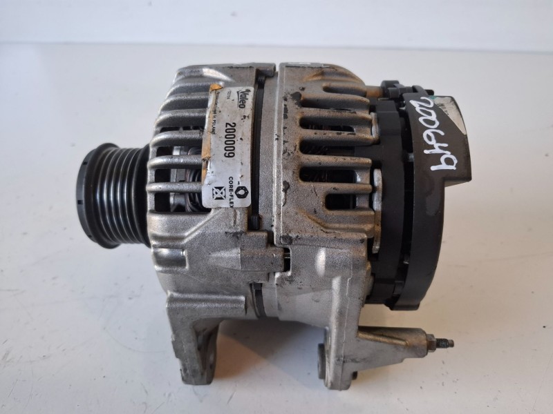 Recambio de alternador para seat cordoba berlina (6l2) atd referencia OEM IAM 0124325001  