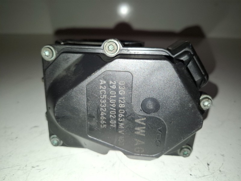 Recambio de caja mariposa para seat ibiza berlina (6j5) bls referencia OEM IAM 03G128063M  