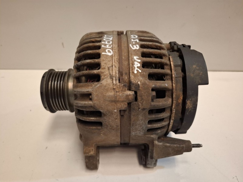 Recambio de alternador para volkswagen caddy (2k)(02.2004) bsu referencia OEM IAM 06F003023F  