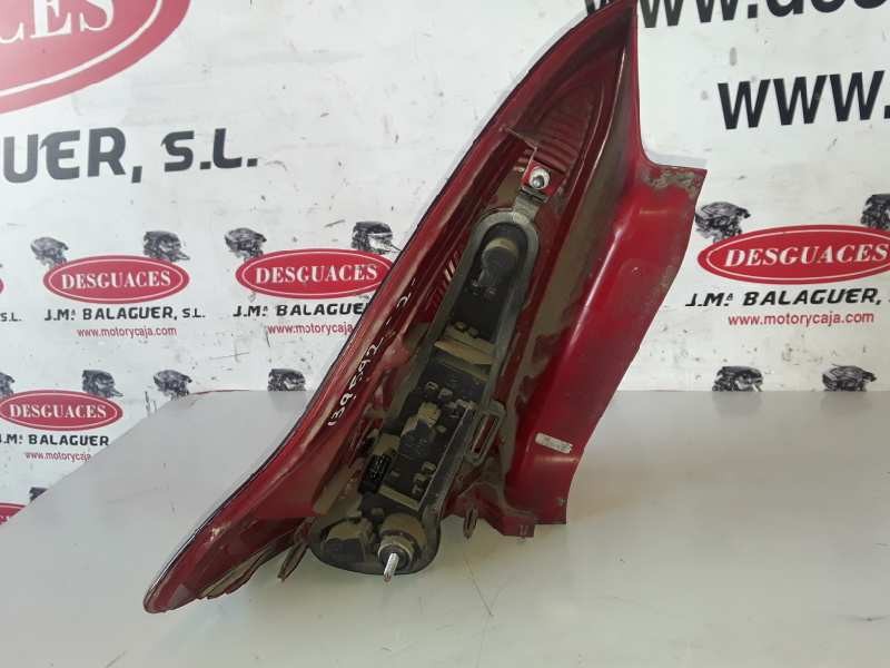 Recambio de piloto trasero derecho para citroen c4 berlina 9hy (dv6ted4) referencia OEM IAM 9646801677  