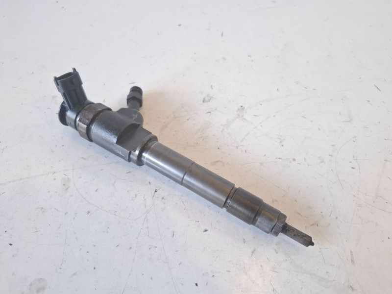 Recambio de inyector para ford ranger (et) wl referencia OEM IAM 0445110250  