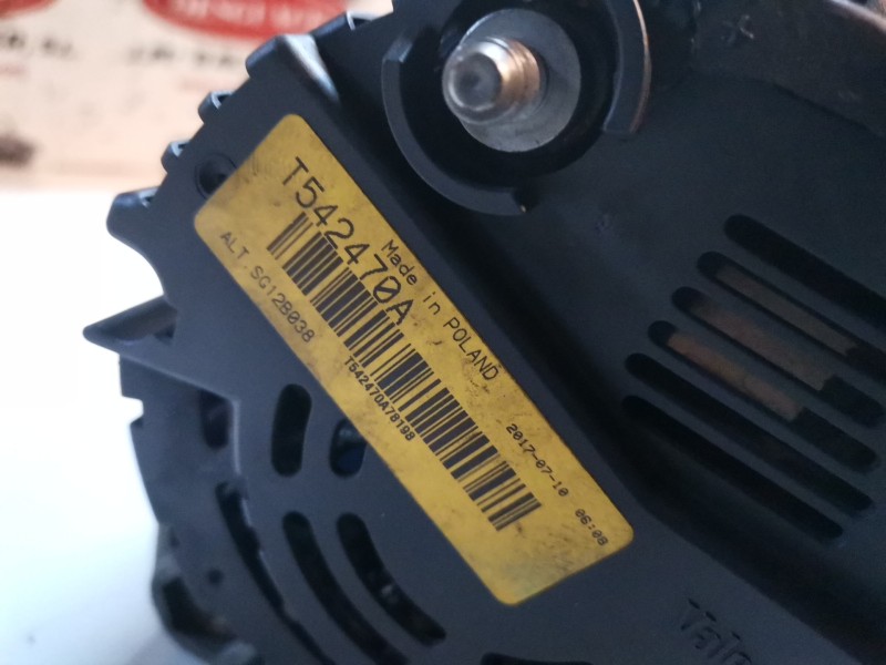 Recambio de alternador para nissan kubistar (x76) k9k702 referencia OEM IAM T542470A  