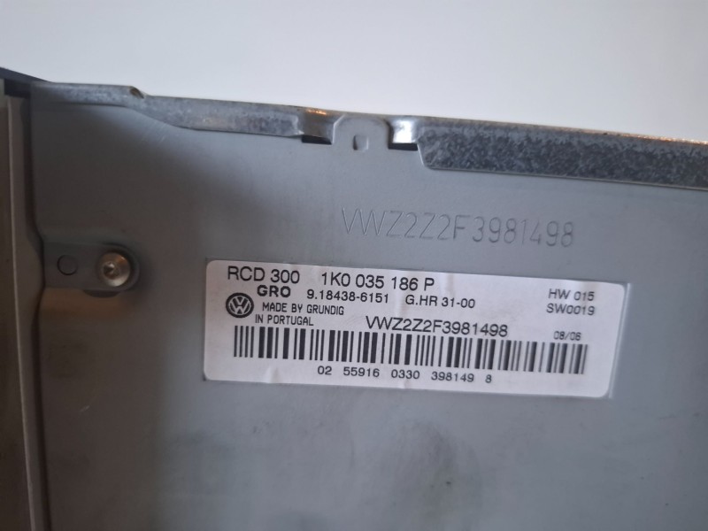 Recambio de sistema audio / radio cd para volkswagen passat variant (3c5) bkp referencia OEM IAM 1K0035186P  
