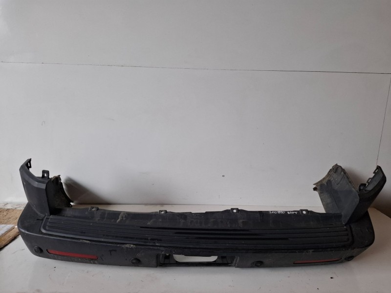 Recambio de paragolpes trasero para land rover discovery 276dt referencia OEM IAM   