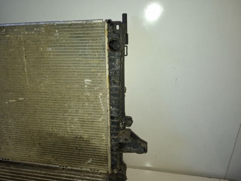 Recambio de radiador agua para land rover discovery 276dt referencia OEM IAM   