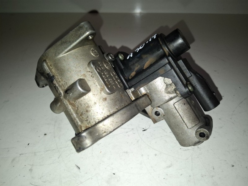 Recambio de valvula egr para seat ibiza berlina (6j5) bls referencia OEM IAM 03G129637A  