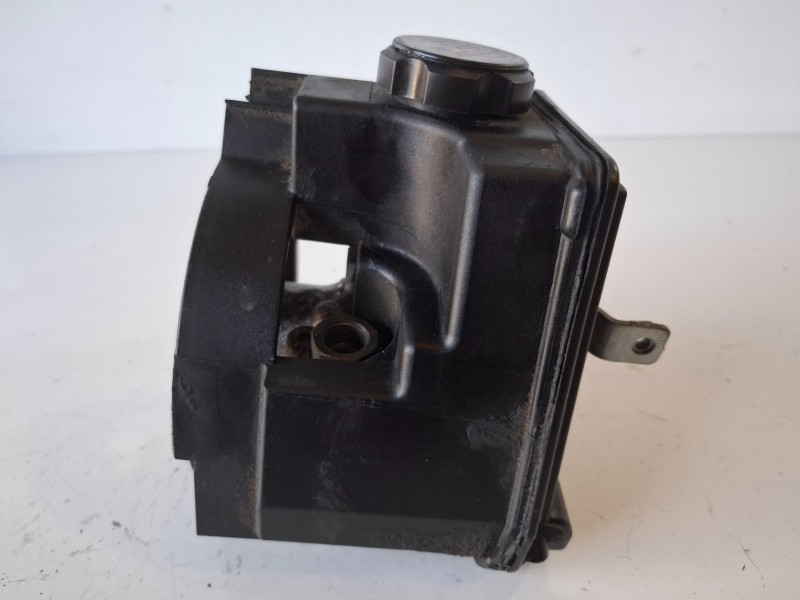 Recambio de bomba direccion para citroen xsara berlina rhz referencia OEM IAM 26082229QD  