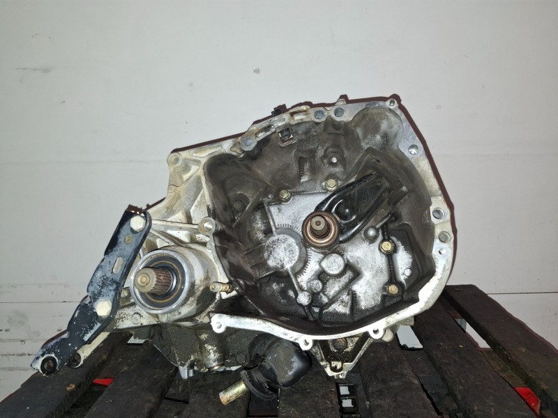 Recambio de caja cambios para renault clio i fase i / ii (b/c57) d7f730 referencia OEM IAM JB1138  