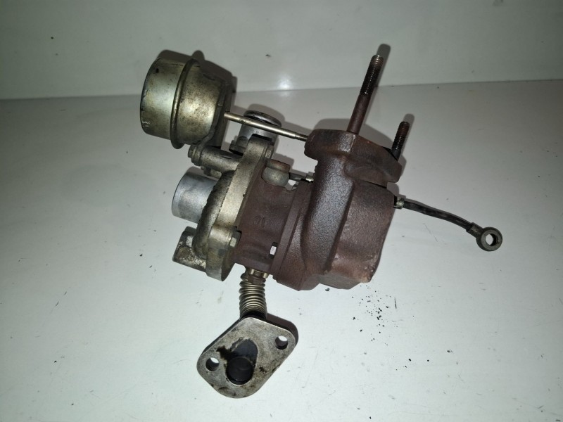 Recambio de turbocompresor para opel combo (corsa c) z13dtj referencia OEM IAM 55202638  