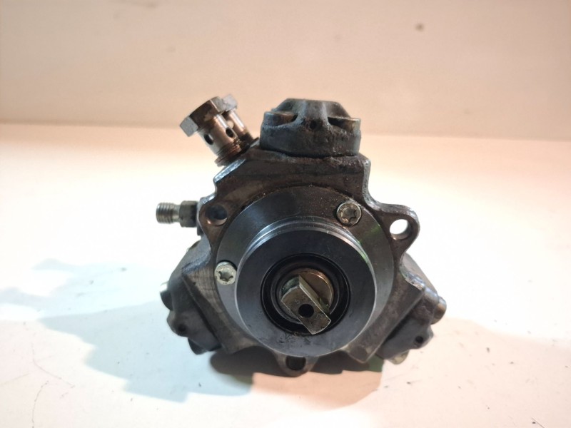Recambio de rampa inyectora para opel corsa d z13dtj referencia OEM IAM   
