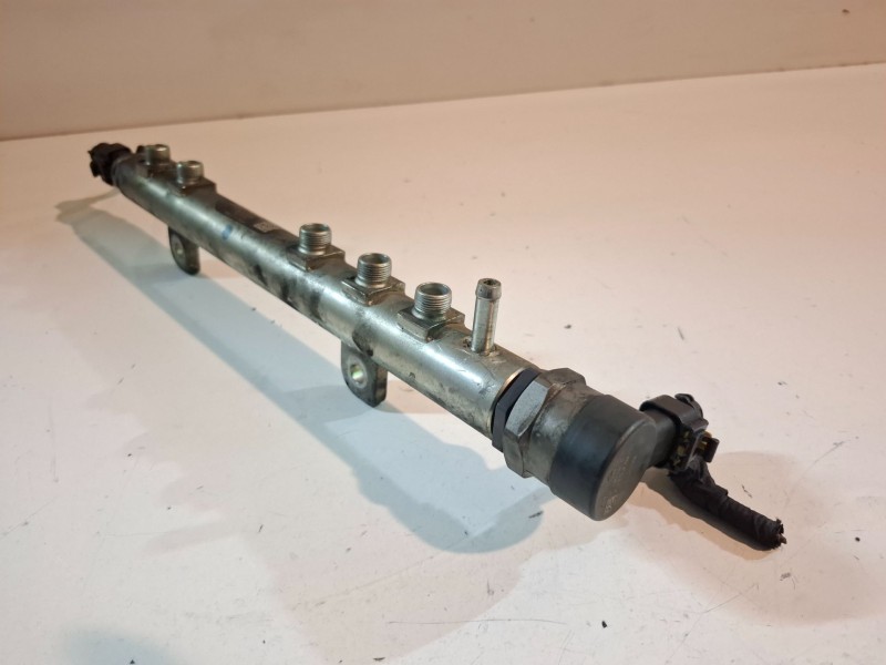 Recambio de rampa inyectora para opel corsa d z13dtj referencia OEM IAM   