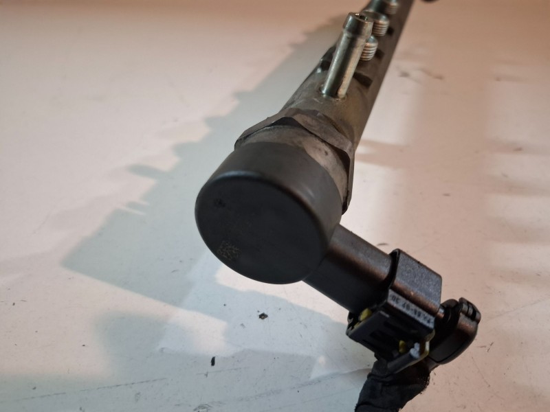 Recambio de rampa inyectora para opel corsa d z13dtj referencia OEM IAM   