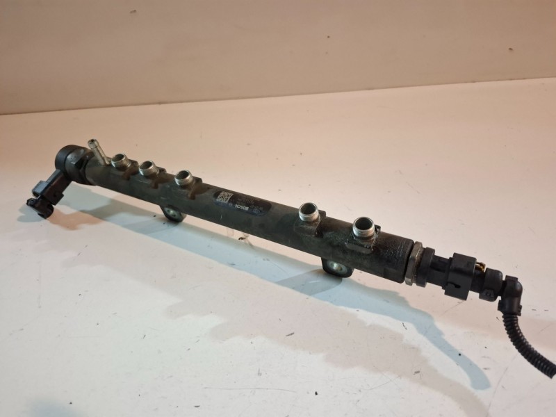 Recambio de rampa inyectora para opel corsa d z13dtj referencia OEM IAM   