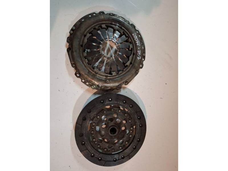 Recambio de kit embrague para opel corsa d z13dtj referencia OEM IAM   