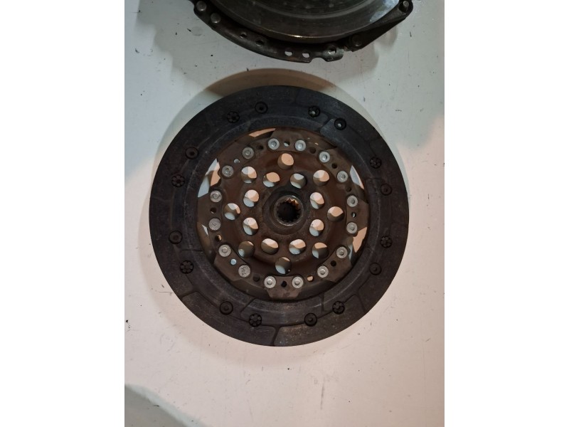Recambio de kit embrague para opel corsa d z13dtj referencia OEM IAM   