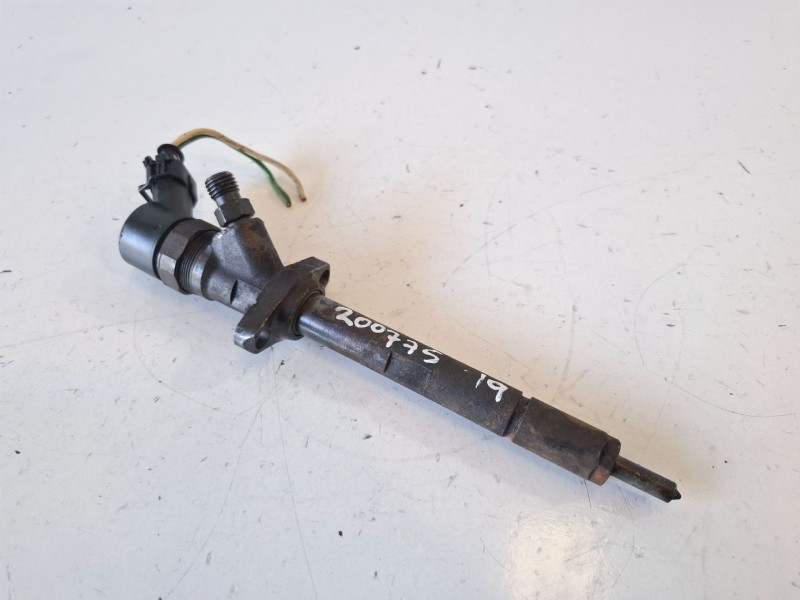 Recambio de inyector para lancia phedra (180) 4hw referencia OEM IAM 0445110036  
