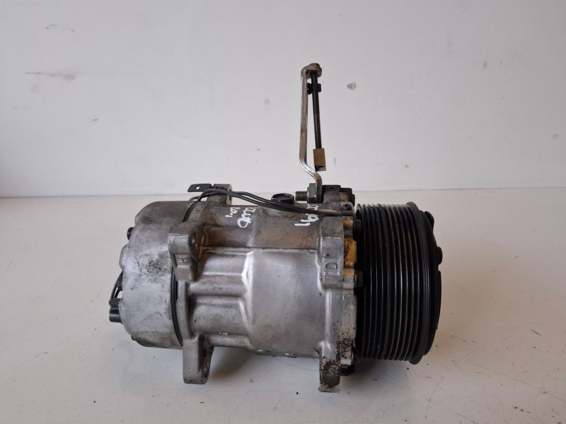 Recambio de compresor aire acondicionado para volvo serie 440 b16f referencia OEM IAM 1015  