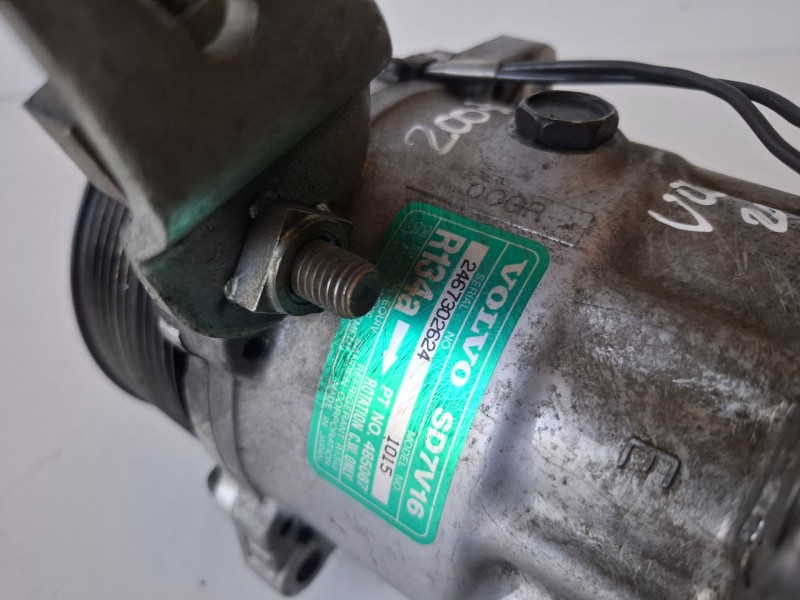 Recambio de compresor aire acondicionado para volvo serie 440 b16f referencia OEM IAM 1015  
