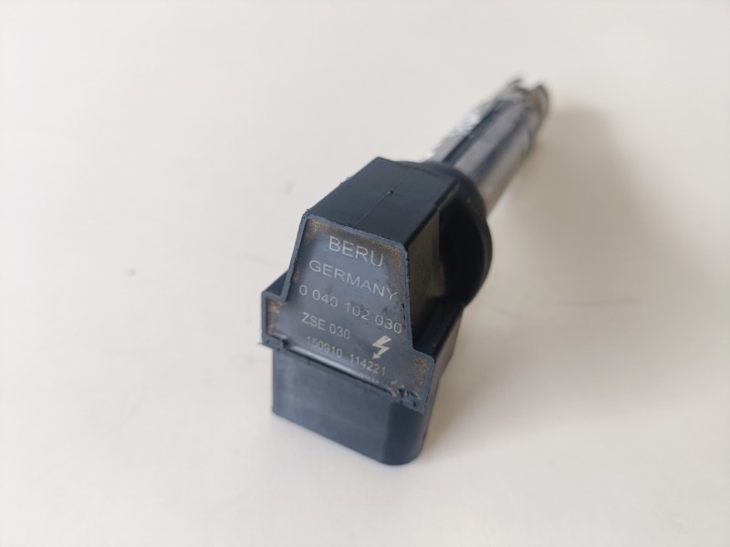 Recambio de bobina encendido para volkswagen golf v (1k1)(10.2003) bag referencia OEM IAM 0040102030  