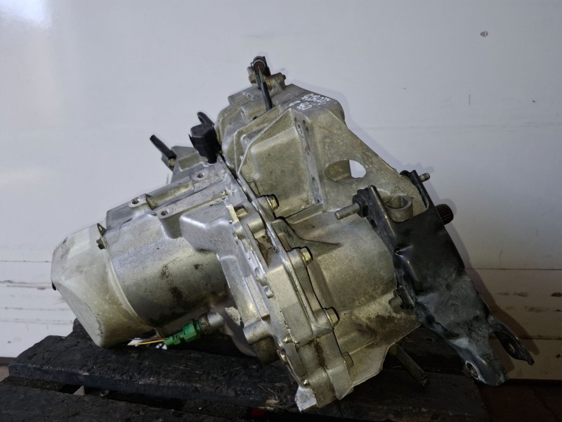 Recambio de caja cambios para renault megane i fase 2 coupe (da...) k4m700 referencia OEM IAM JB3928  