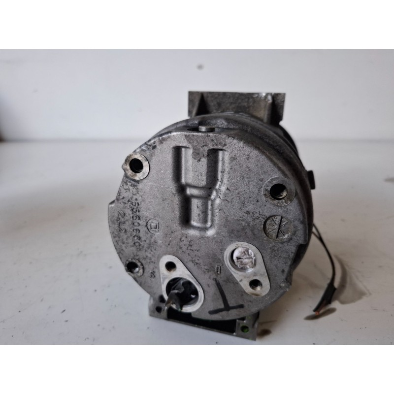 Recambio de compresor aire acondicionado para renault megane i fase 2 coupe (da...) k4m700 referencia OEM IAM 7700103536  