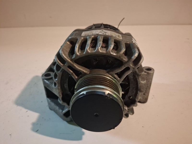 Recambio de alternador para fiat ii doblò (263) cargo 330a1000 referencia OEM IAM 52003517  