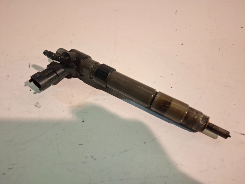Recambio de inyector para land rover freelander (lr2) 224dt referencia OEM IAM 0445116043  