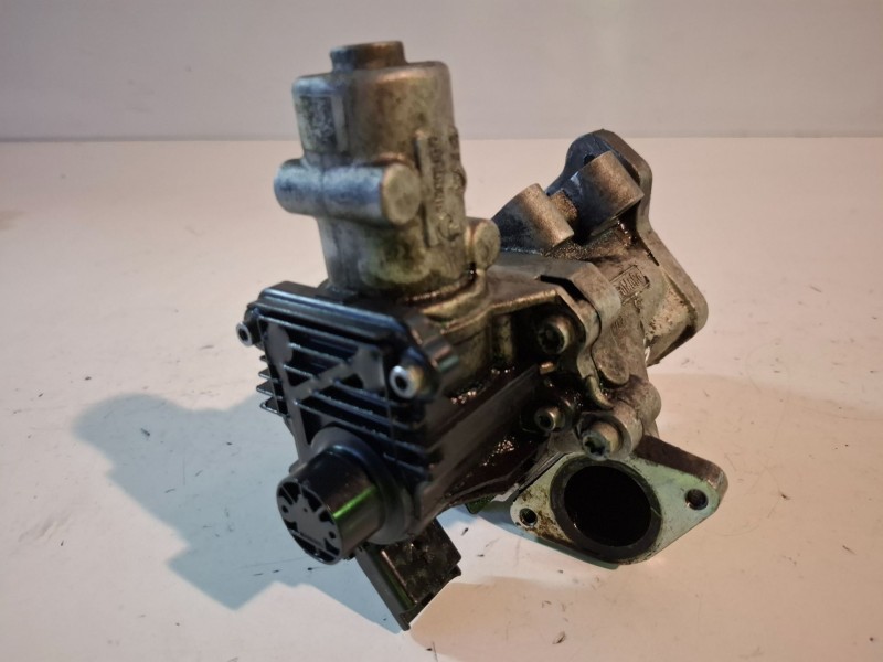 Recambio de valvula egr para land rover freelander (lr2) 224dt referencia OEM IAM 9656911780  