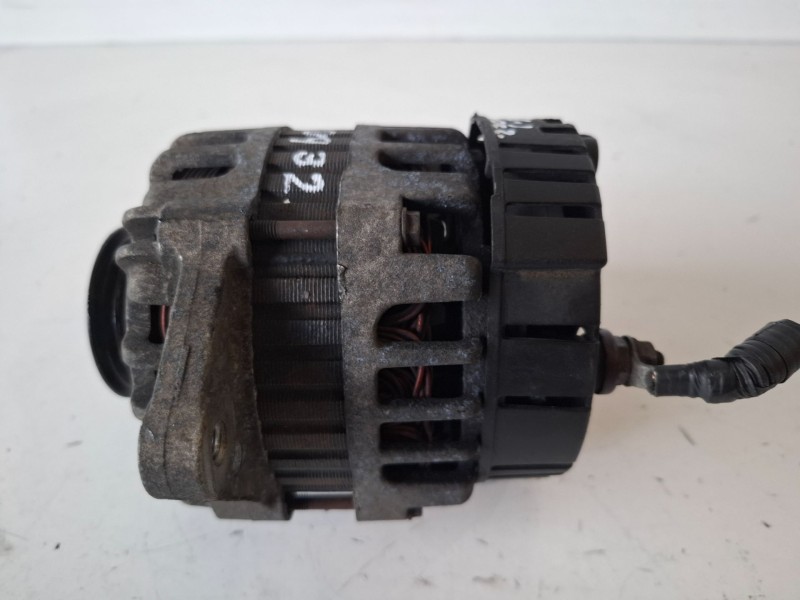 Recambio de alternador para chevrolet kalos b12s1 referencia OEM IAM 2655866  