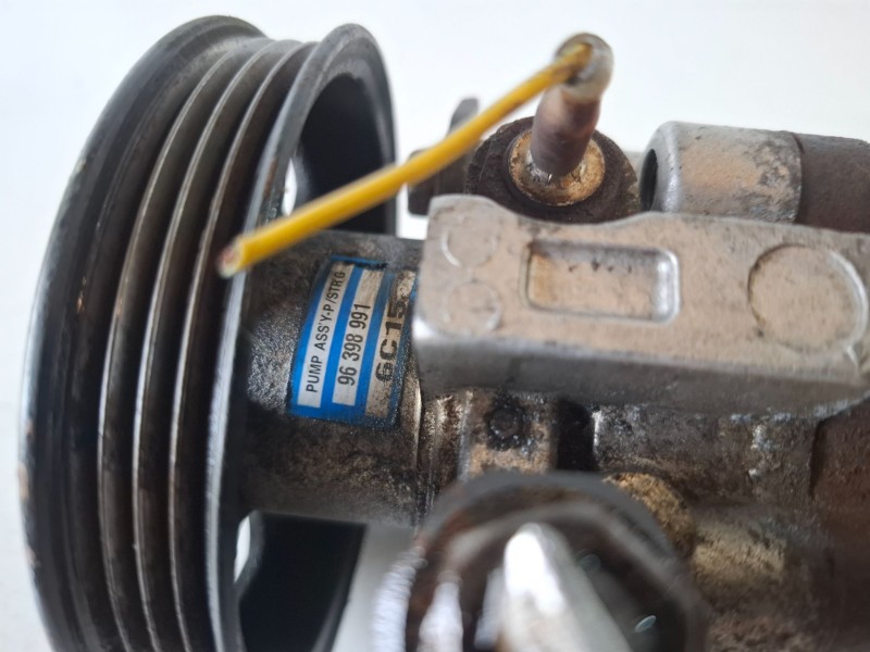 Recambio de bomba direccion para chevrolet kalos b12s1 referencia OEM IAM 96398991  