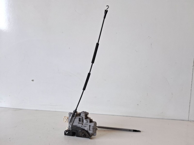 Recambio de cerradura puerta trasera derecha para seat leon (1p1) bxe referencia OEM IAM   