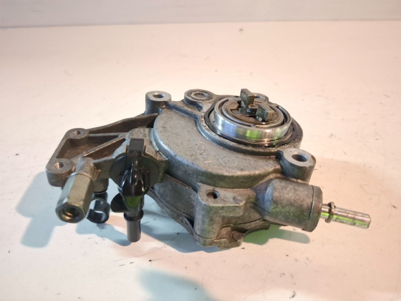 Recambio de depresor freno / bomba vacio para land rover freelander (lr2) 224dt referencia OEM IAM   