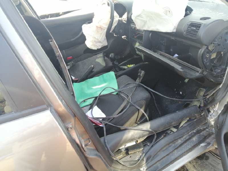seat leon (1m1) del año 2003